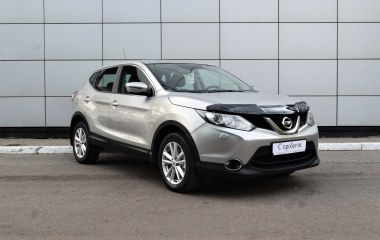 Nissan Qashqai SE