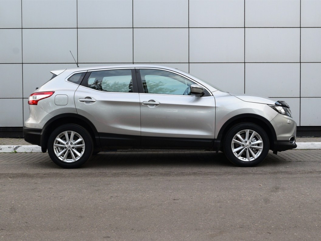 Nissan Qashqai SE 1.2 CVT, 2014 фото 4