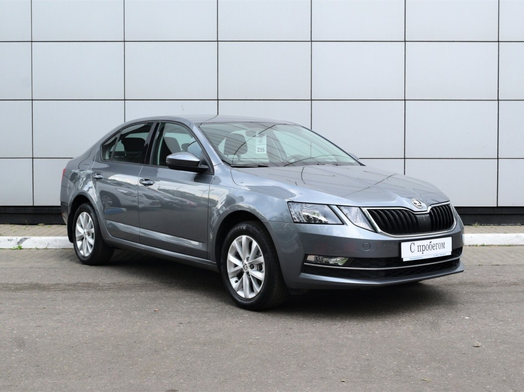 Skoda Octavia Ambition 1.6 АКПП, 2018 фото 1