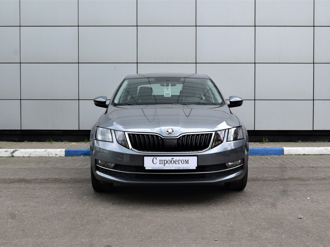 Skoda Octavia Ambition 1.6 АКПП, 2018 фото 2