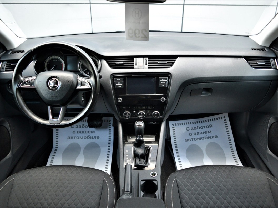 Skoda Octavia 1.4 DSG, 2018 фото 10