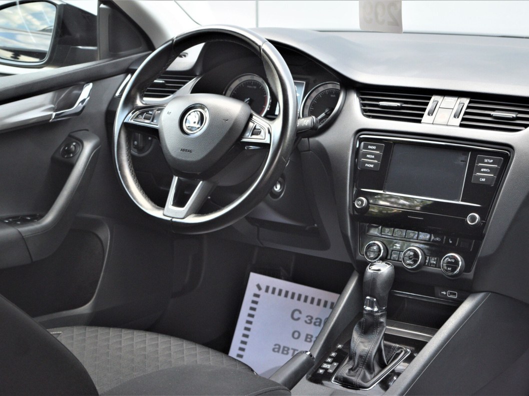 Skoda Octavia 1.4 DSG, 2018 фото 21