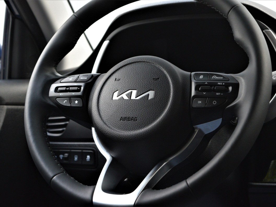 Kia Rio Premium 1.6 АКПП, 2021 фото 11