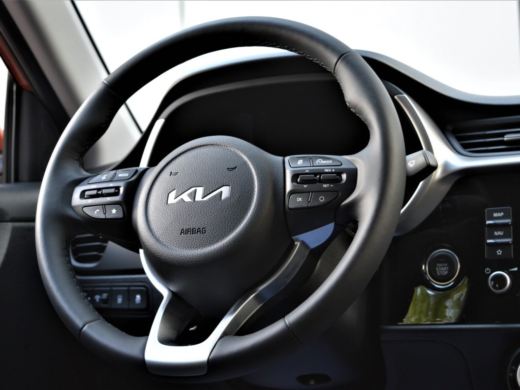 Kia Rio Premium 1.6 АКПП, 2021 фото 15