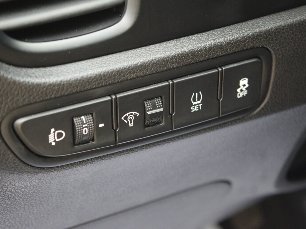 Kia Rio Comfort 1.6 АКПП, 2019 фото 12