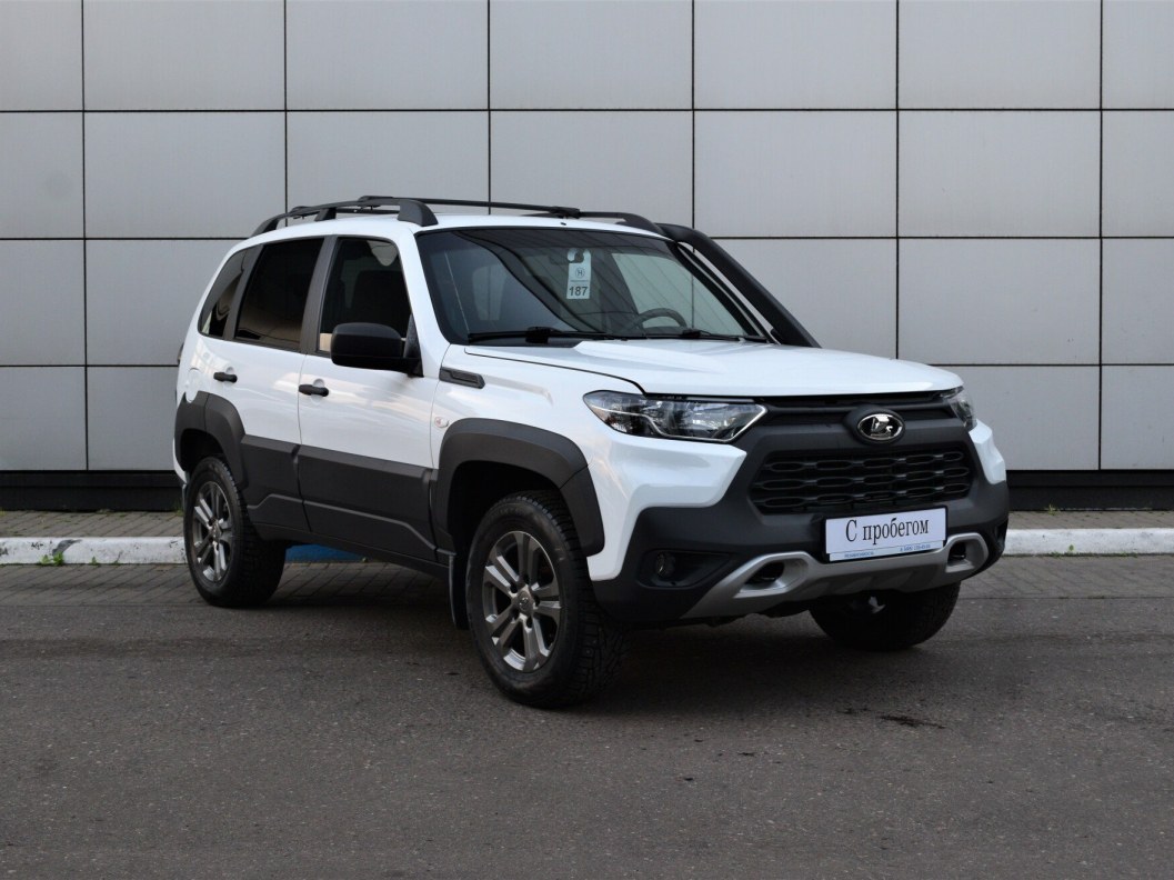 ВАЗ (Lada) Niva Luxe Offroad 1.7 МКПП, 2022 фото 1