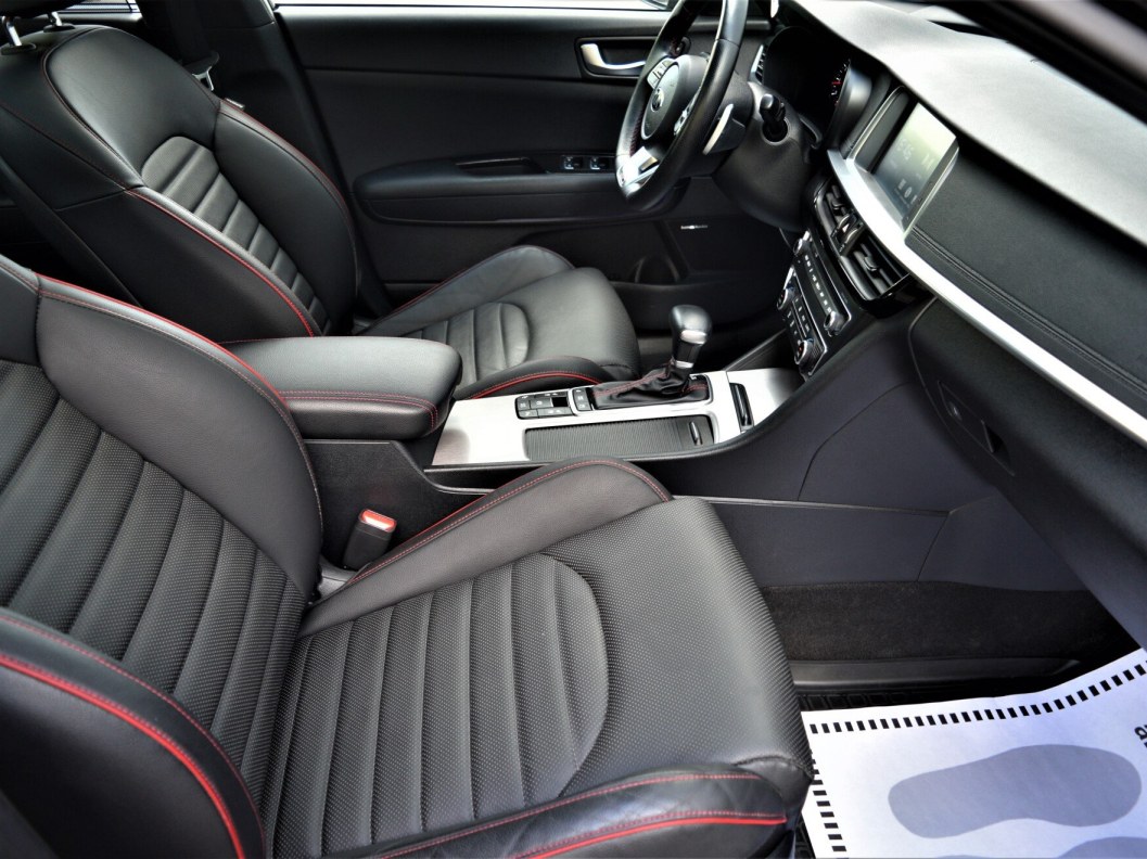 Kia Optima GT Line 2.4 АКПП, 2019 фото 11
