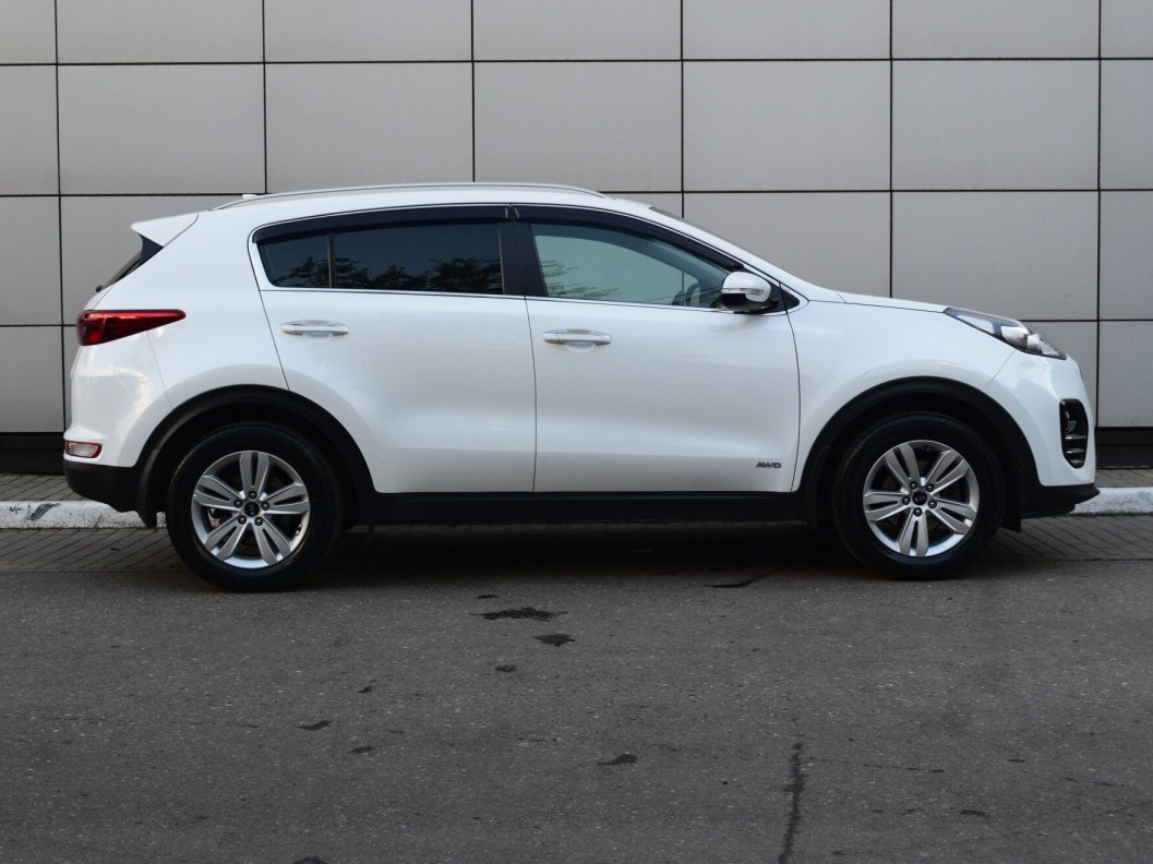 Kia Sportage Luxe 2.0 МКПП, 2017 фото 4