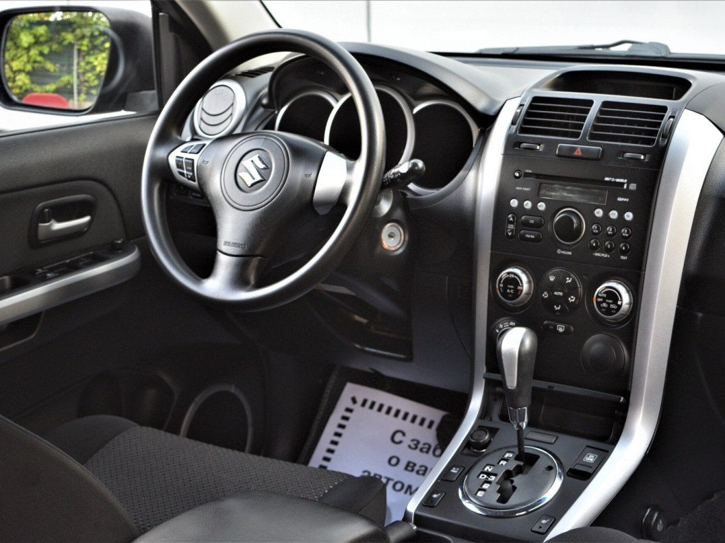 Suzuki Grand Vitara 2.0 АКПП, 2008 фото 20