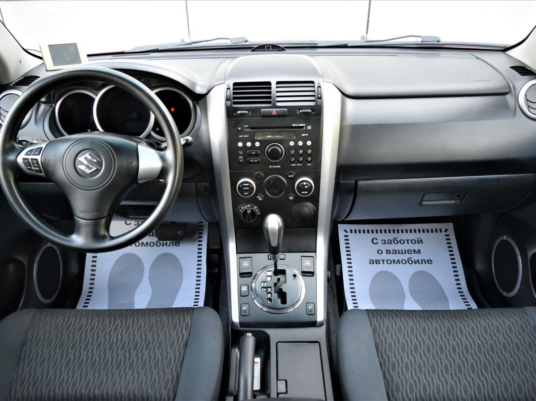 Suzuki Grand Vitara Exclusive 2.0 АКПП, 2012 фото 10