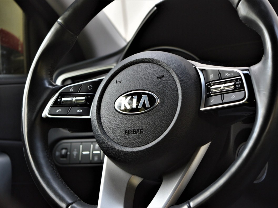 Kia Ceed Prestige 1.6 АКПП, 2020 фото 19