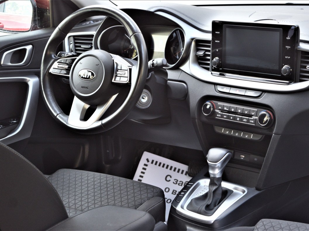 Kia Ceed Prestige 1.6 АКПП, 2020 фото 20