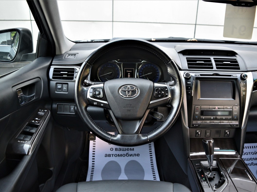 Toyota Camry Классик 2.0 АКПП, 2015 фото 18