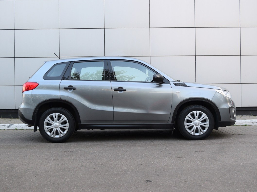 Suzuki Vitara GL 1.6 АКПП, 2015 фото 4