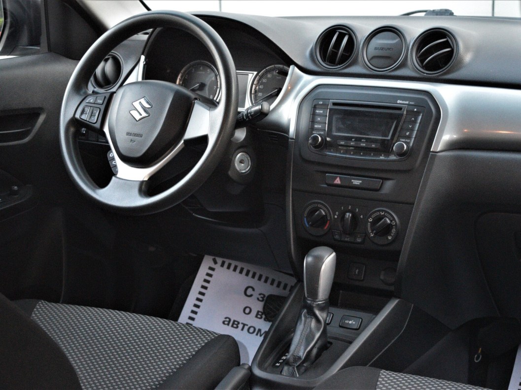 Suzuki Vitara GL 1.6 АКПП, 2015 фото 18