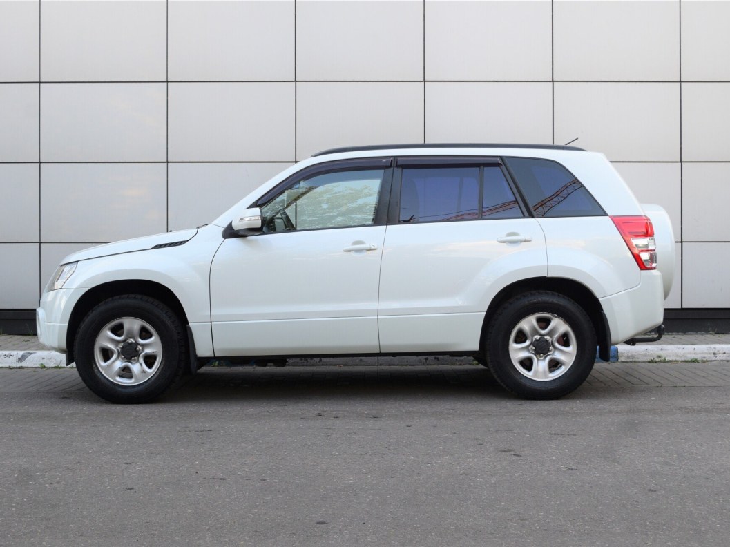 Suzuki Grand Vitara 2.0 АКПП, 2011 фото 5