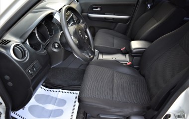Suzuki Grand Vitara 2.0 АКПП, 2011 превью 10