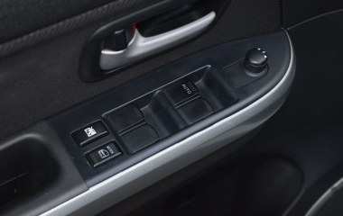 Suzuki Grand Vitara 2.0 АКПП, 2011 превью 15