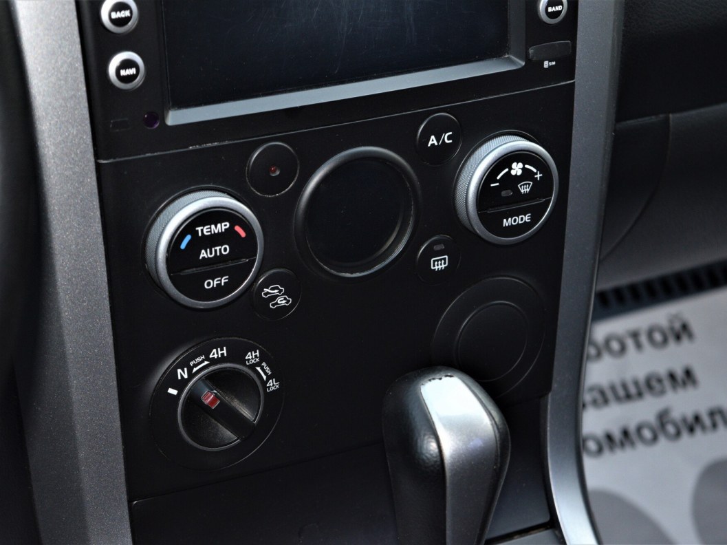 Suzuki Grand Vitara 2.0 АКПП, 2011 фото 18