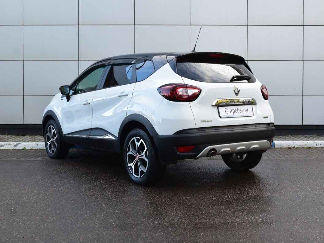 Renault Kaptur Play 2.0 АКПП, 2018 фото 8