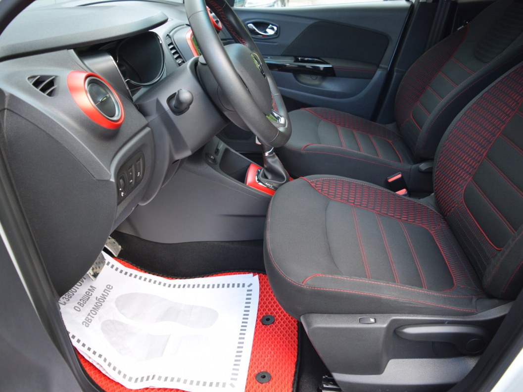 Renault Kaptur Play 2.0 АКПП, 2018 фото 9