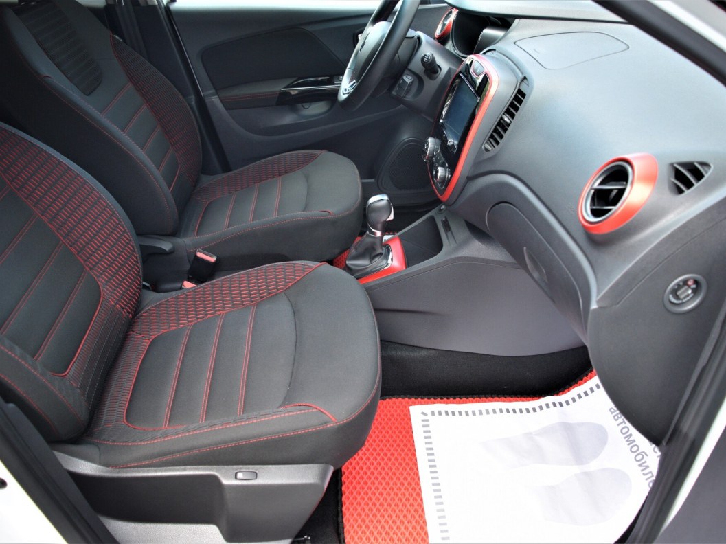 Renault Kaptur Play 2.0 АКПП, 2018 фото 11