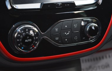 Renault Kaptur Play 2.0 АКПП, 2018 превью 17