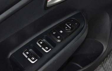 Kia Rio Luxe 1.6 АКПП, 2017 превью 15