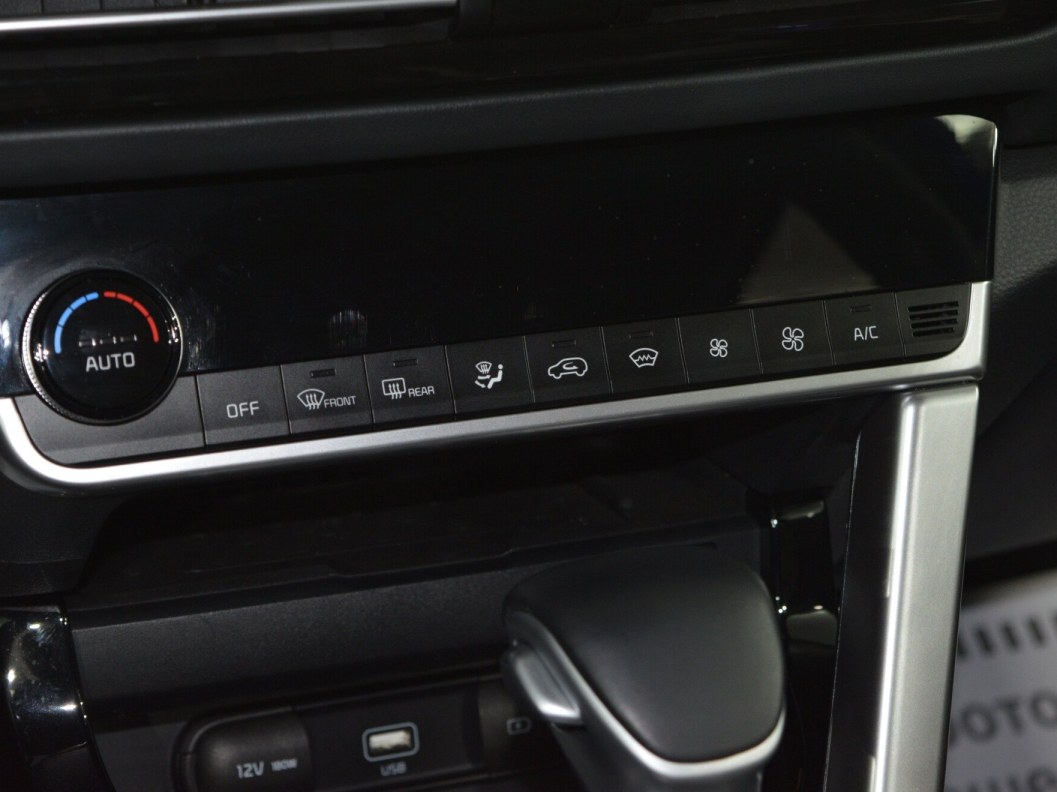 Kia Seltos 4WD CVT, 2020 фото 19