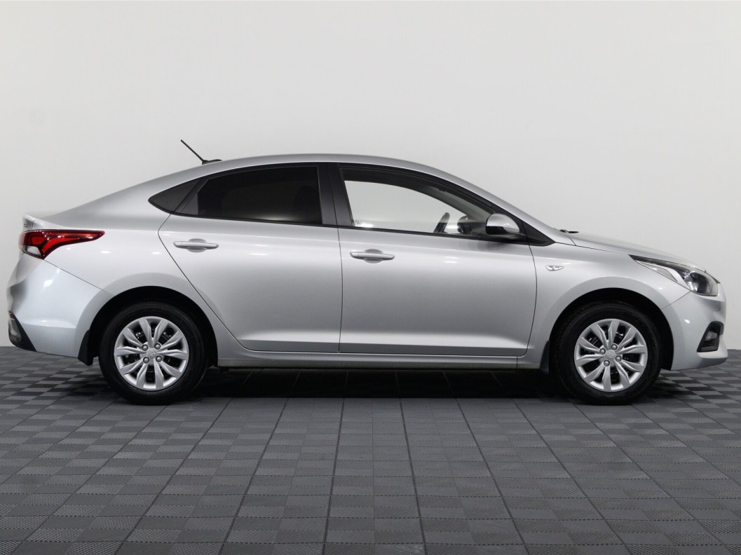 Hyundai Solaris Comfort 1.6 АКПП, 2018 фото 4