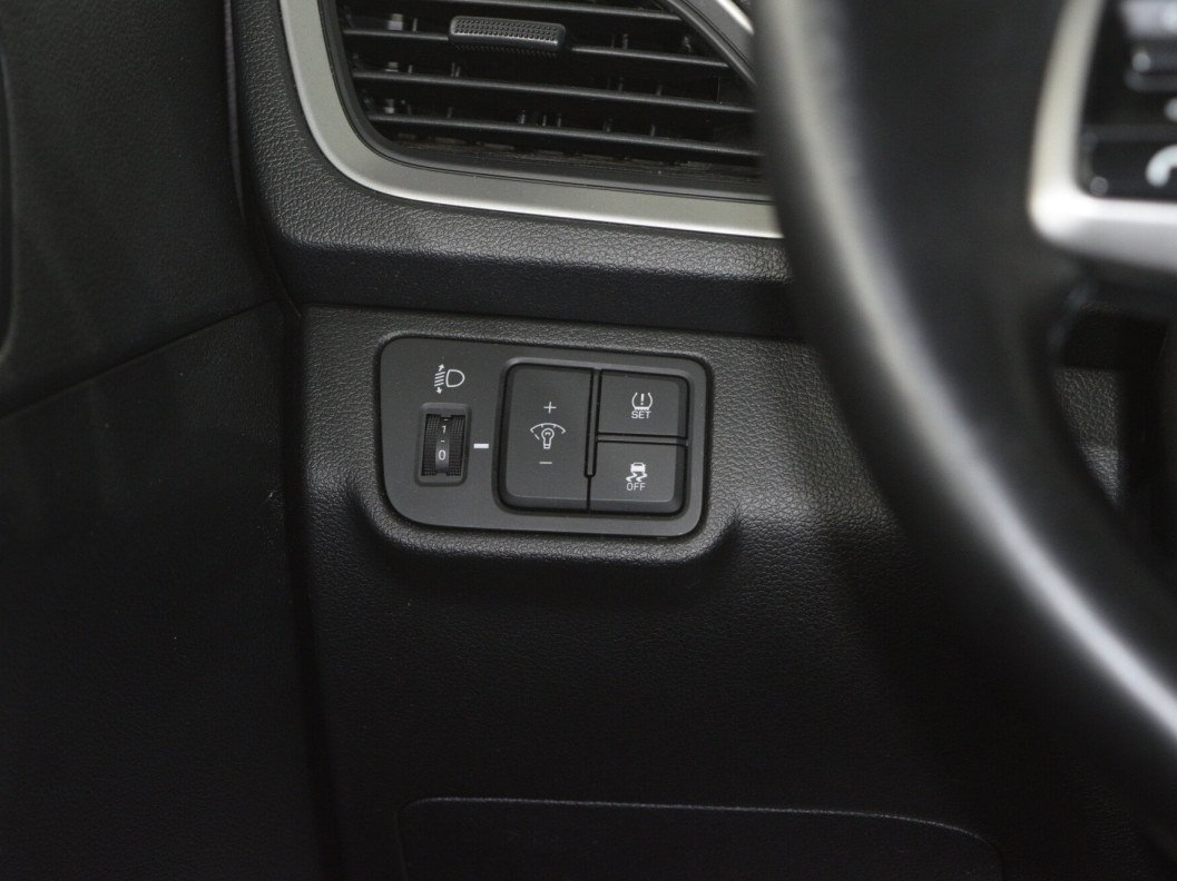 Hyundai Solaris Comfort 1.6 АКПП, 2018 фото 14