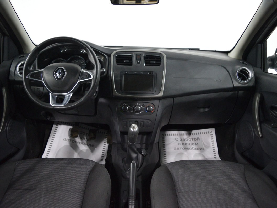 Renault Logan Drive 1.6 МКПП, 2019 фото 10