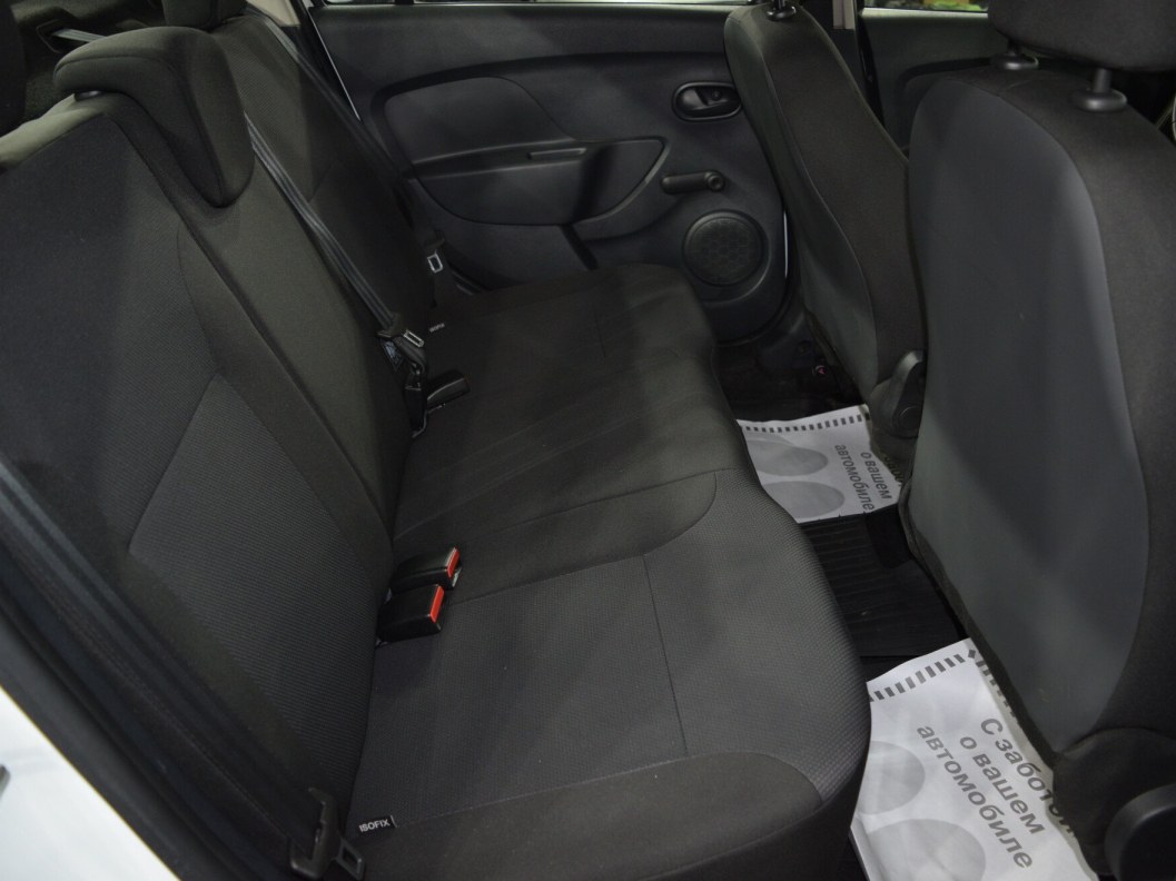 Renault Logan Drive 1.6 МКПП, 2019 фото 12