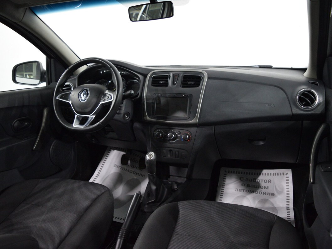 Renault Logan Drive 1.6 МКПП, 2019 фото 17