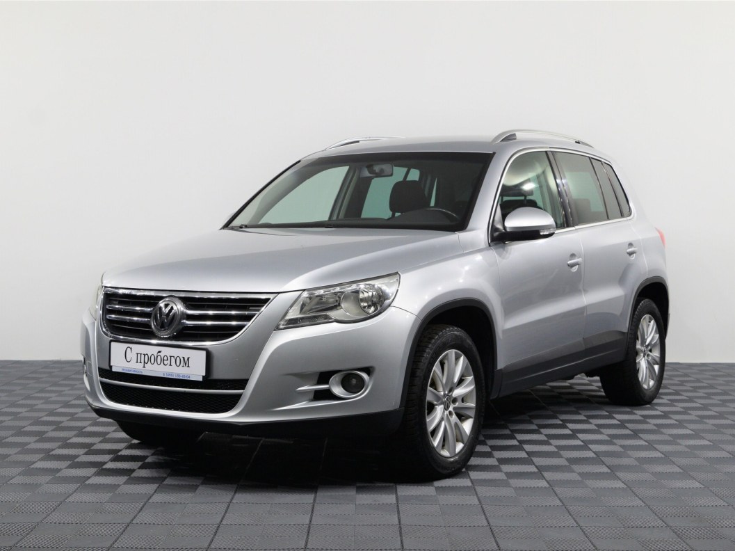 Volkswagen Tiguan 2.0 АКПП, 2011 фото 3
