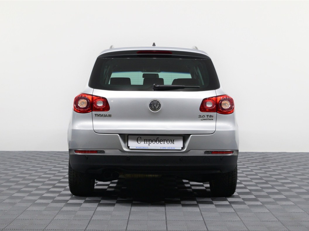 Volkswagen Tiguan 2.0 АКПП, 2011 фото 7
