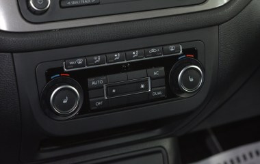 Volkswagen Tiguan 2.0 АКПП, 2011 превью 15