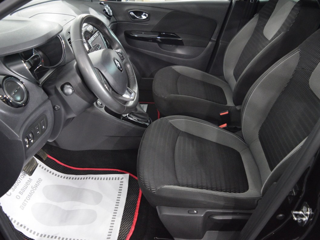 Renault Kaptur Style 2.0 АКПП, 2018 фото 9
