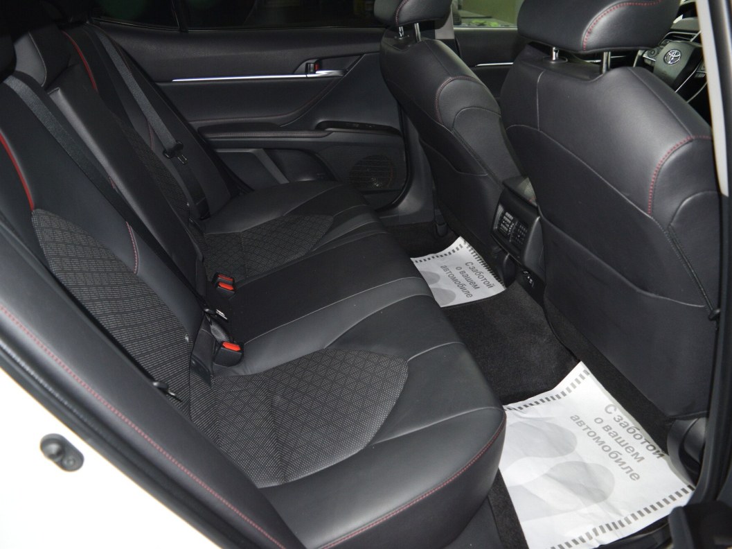 Toyota Camry GR Sport 2.5 АКПП, 2021 фото 12
