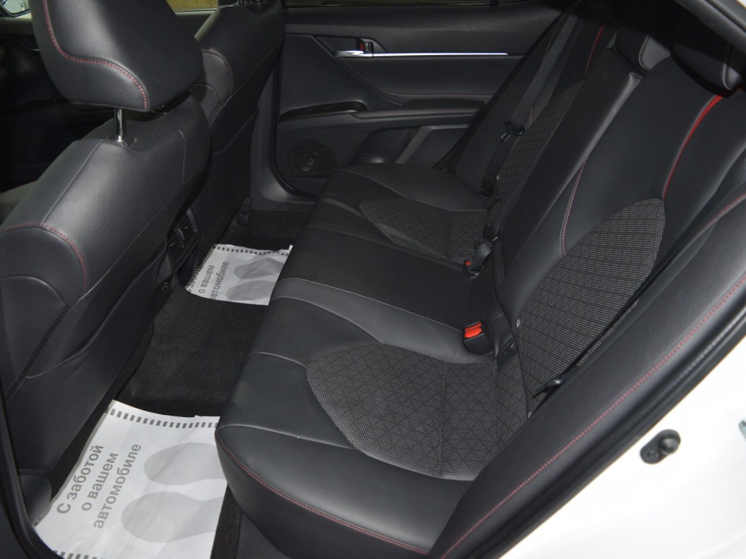 Toyota Camry GR Sport 2.5 АКПП, 2021 фото 13