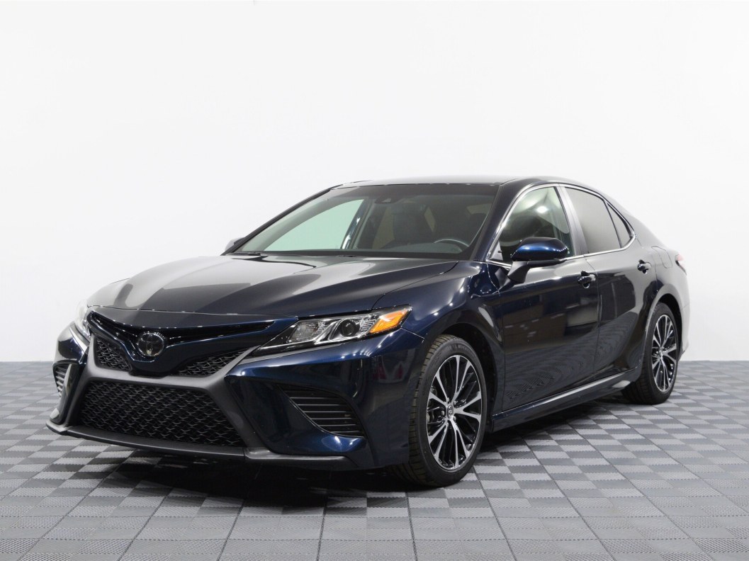 Toyota Camry 2.5 АКПП, 2019 фото 3