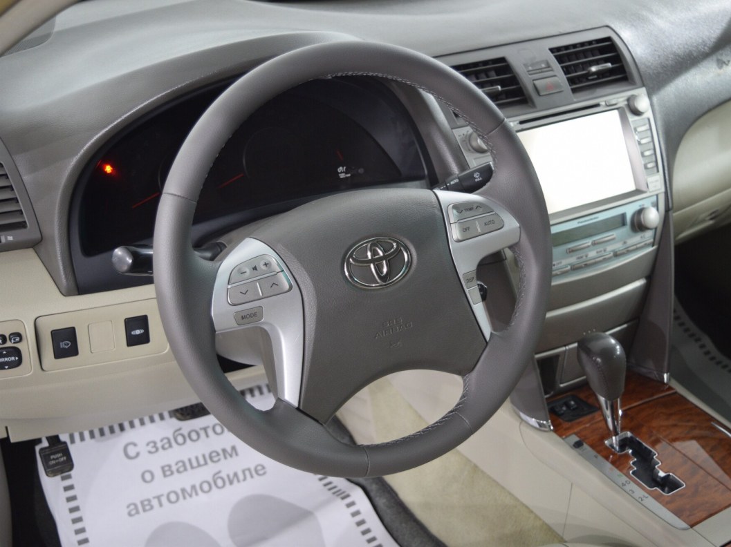 Toyota Camry 2.4 АКПП, 2008 фото 16