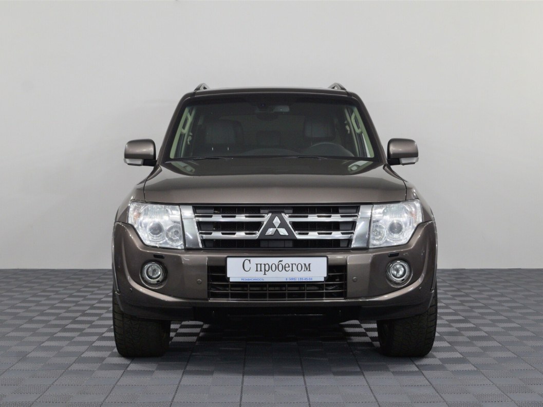 Mitsubishi Pajero Ultimate S72 3.2 АКПП, 2013 фото 2