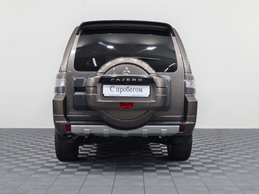 Mitsubishi Pajero Ultimate S72 3.2 АКПП, 2013 фото 7