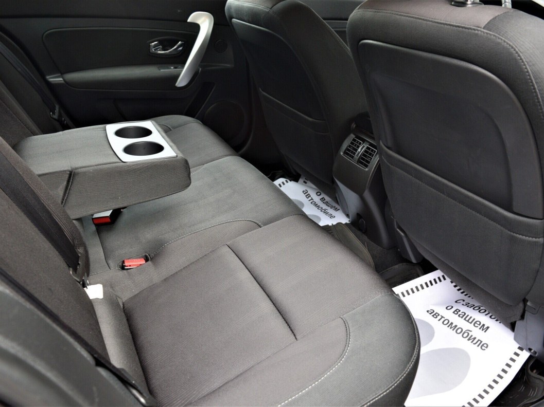 Renault Latitude Dynamique 2.0 CVT, 2014 фото 12