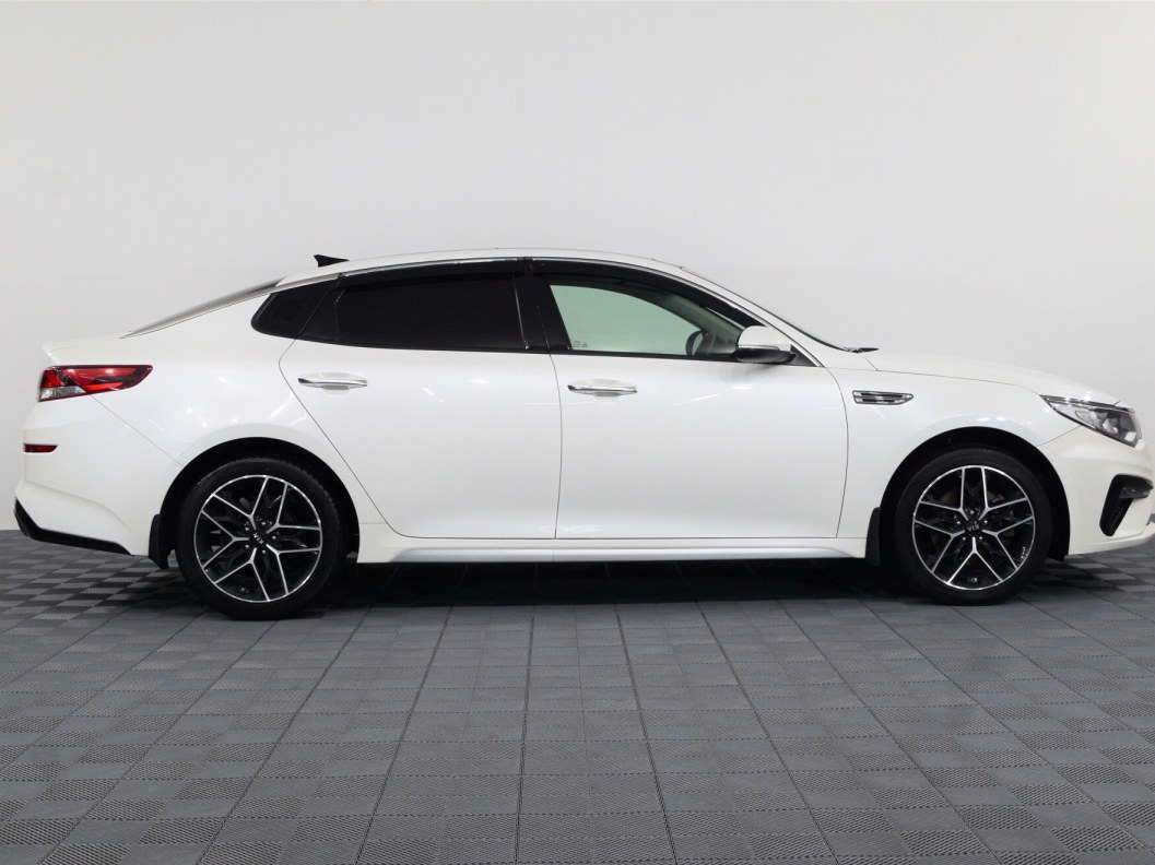 Kia Optima Premium 2.0 АКПП, 2019 фото 4