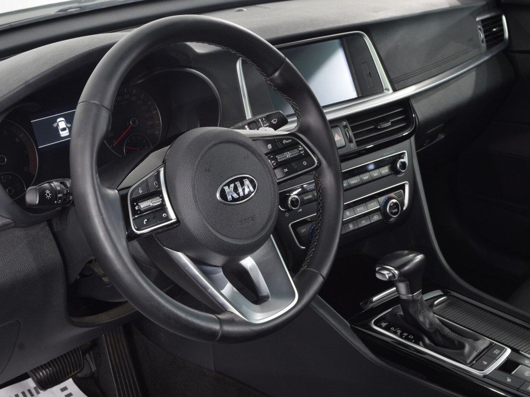 Kia Optima Premium 2.0 АКПП, 2019 фото 21
