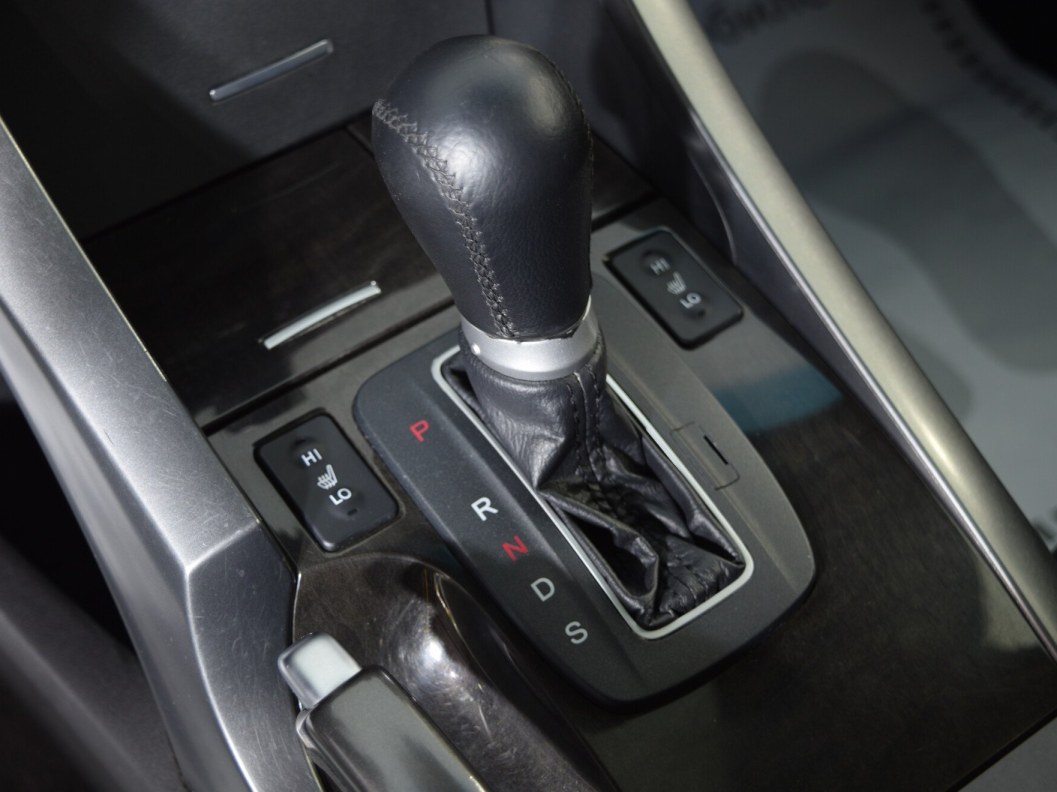 Honda Accord Type-S 2.4 АКПП, 2012 фото 17