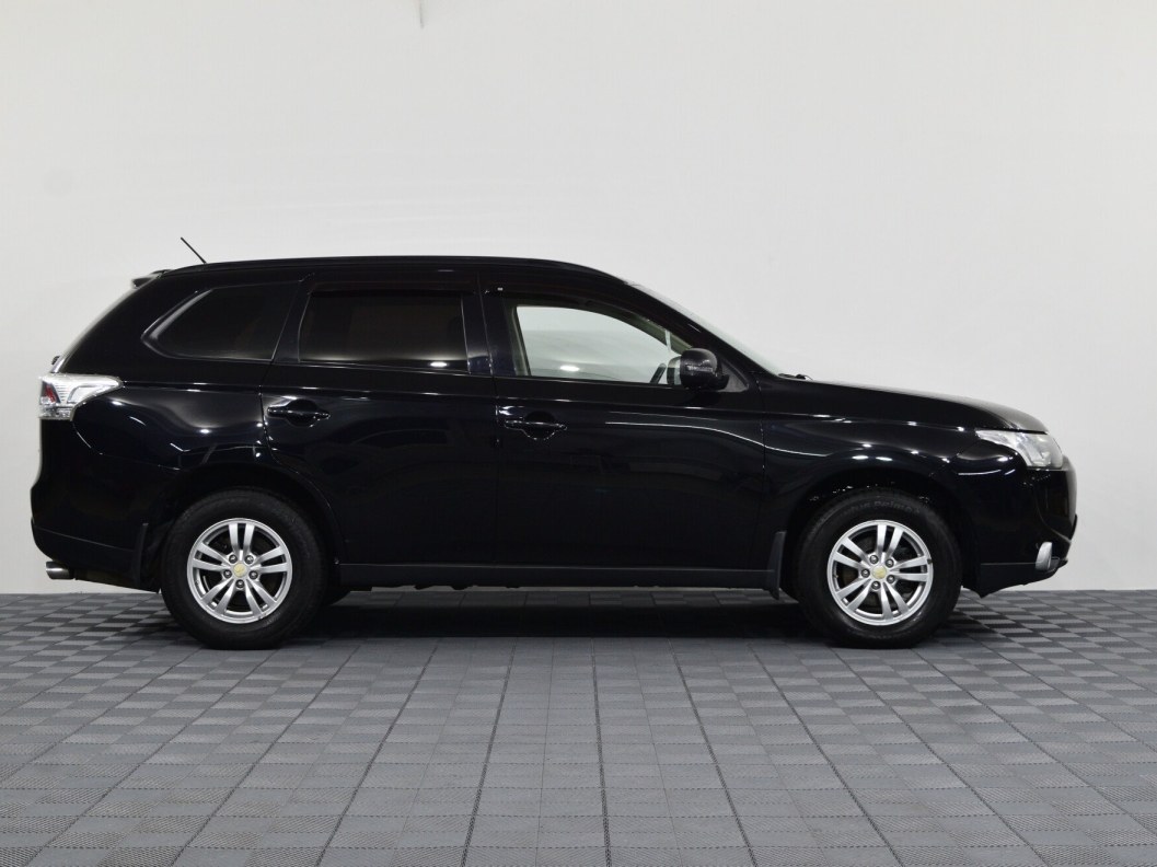 Mitsubishi Outlander Intense S80 2.0 CVT, 2012 фото 4