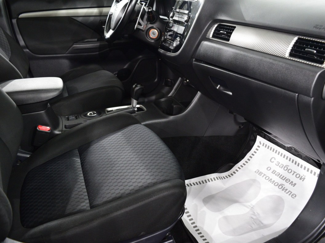 Mitsubishi Outlander Intense S80 2.0 CVT, 2012 фото 11